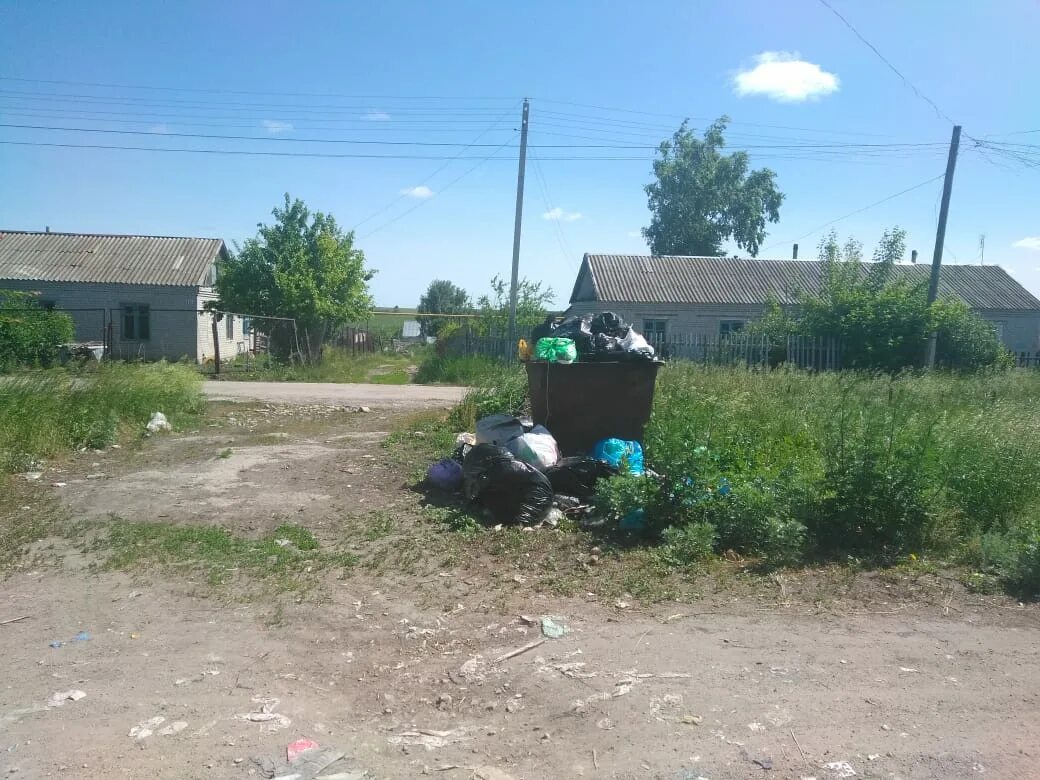 Погода на месяц поселок октябрьский. Поселок Октябрьский Радищевский район. Посёлок Октябрьский Ульяновская область Радищевский. Поселок Октябрьское Радищевского района Ульяновской. Село Ореховка Радищевский район.