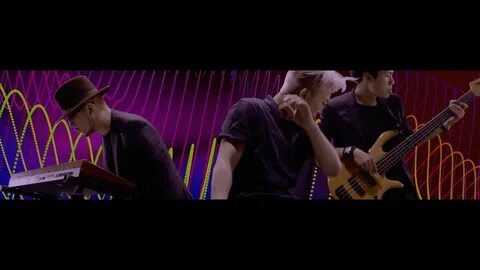 M v video
