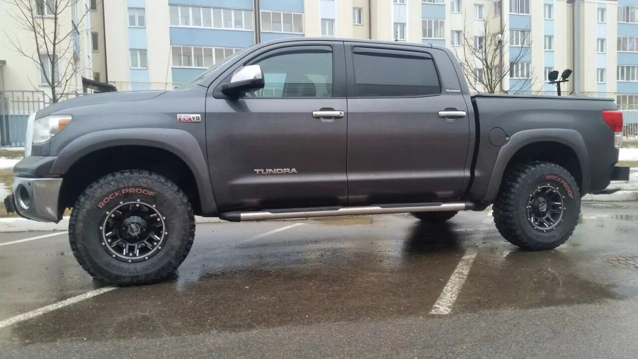 35/12.5 R20 Тойота тундра. Toyota Tundra 35 колеса. Тойота тундра на 35 колесах. Toyota Tundra r 20. Тундра 17