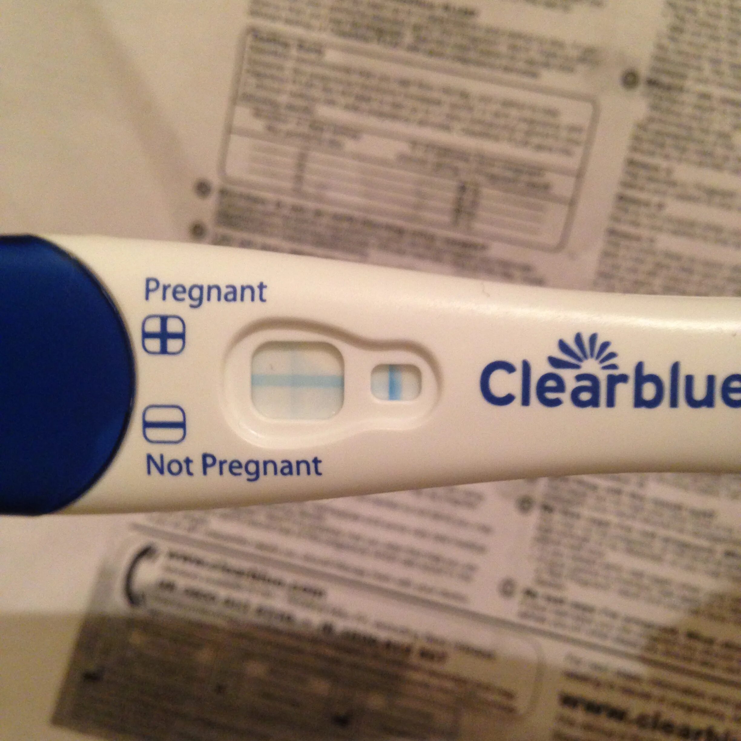 Тест на беременность clearblue результат фото. Тест на беременность Clearblue. Тест клеар Блю. Тест клеарблю на беременность. Тест на беременность клеар Блю плюс