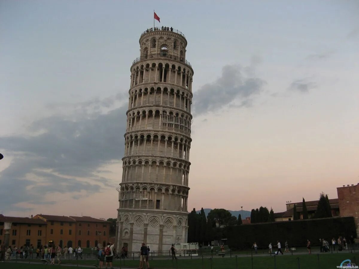 Какая красивая башня. Пизанская башня Италия. Достопримечательности Италии Пизанская башня. Галилео Галилей Пизанская башня. Пезан Кая башня.