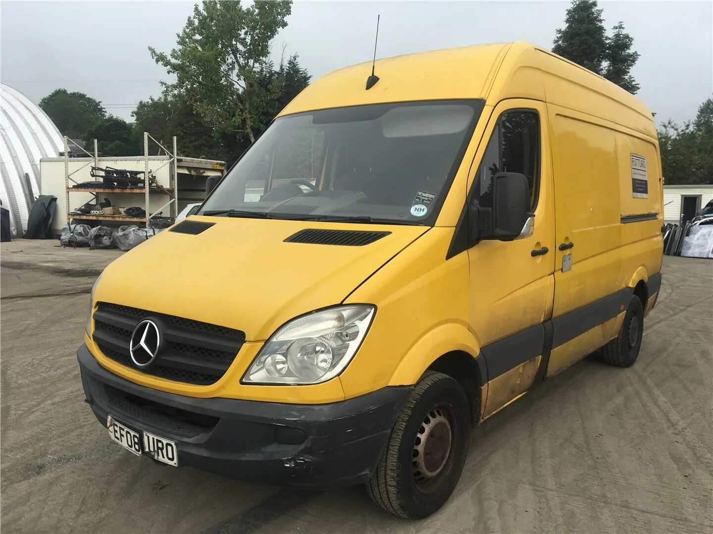 Mercedes sprinter 2006. Мерседес Спринтер 2006. Мерседес Спринтер 2008. Mercedes Sprinter 2006 DHL. Мерседес Спринтер 516 грузовой.