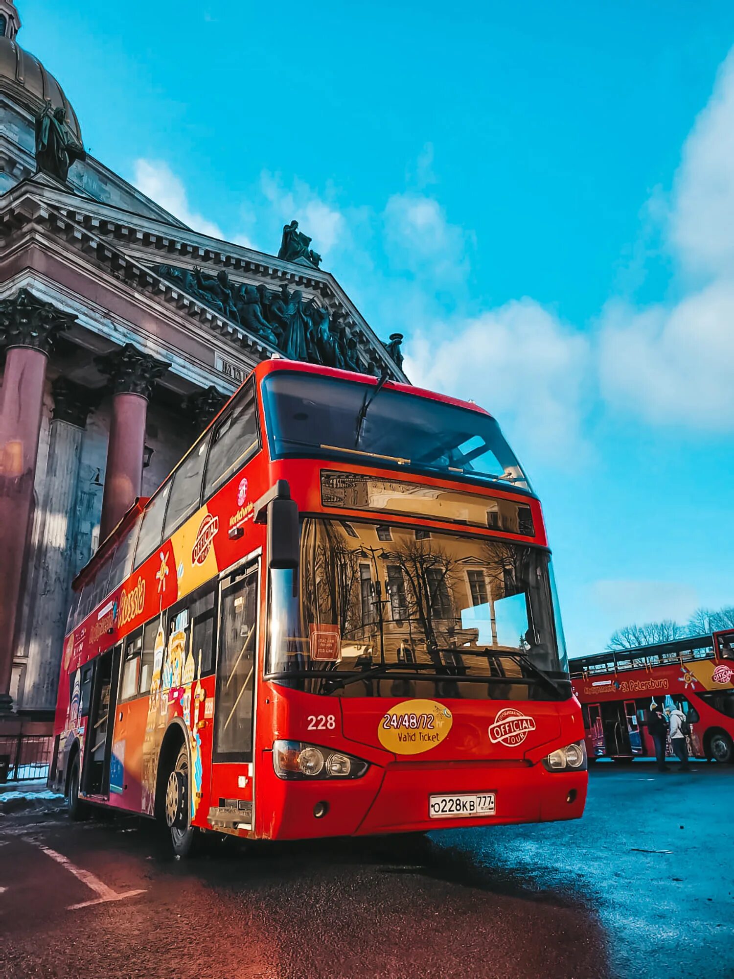 Автобусная экскурсия по Санкт-Петербургу City Sightseeing. Автобус двухэтажный. Двухэтажный автобус в Москве. Красный двухэтажный автобус в Санкт-Петербурге.