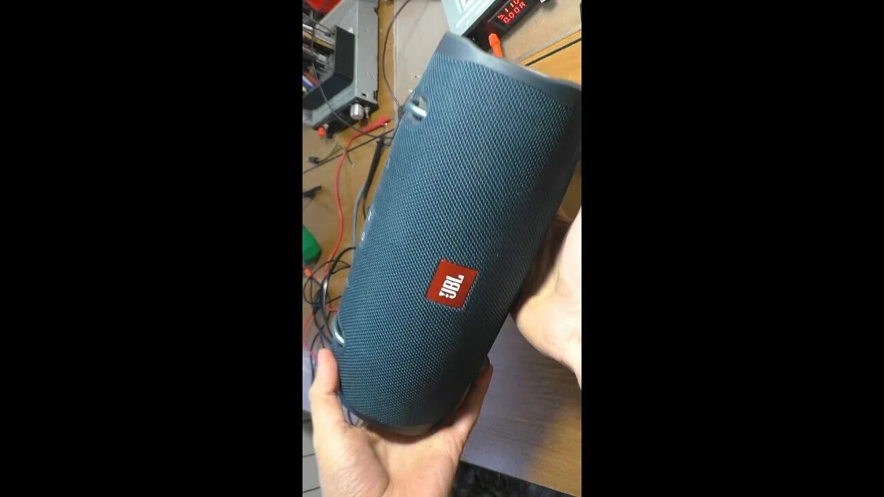 Как понять что колонка jbl зарядилась. Jbl xtreme 2 разъём. jbl xtreme 3 разъемы. не заряжается jbl xtreme 3 колонка. jbl xtreme не заряжается.