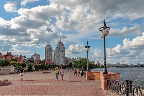 М набережная