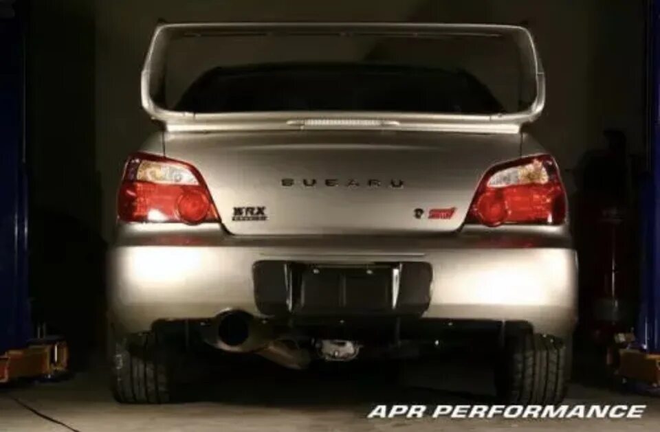 Задний бампер импреза. Задний диффузор subaru impreza. диффузор в задний бампер subaru impreza. диффузор субару импреза gd. диффузор заднего бампера subaru impreza wrx.