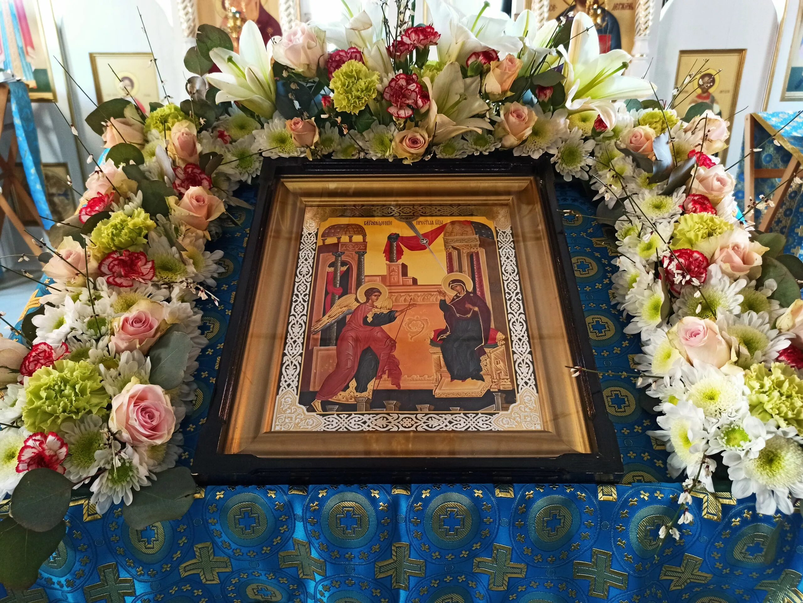 Храм владимира и ольги в черемушках. Храм владимира и ольги в черёмушках фото. Храм владимира и ольги в черемушках. Церковь равноапостольных владимира и ольги в черемушках, москва. Освящение храма в балтийске.