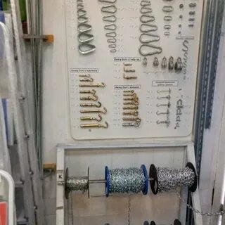 Крепеж рядом со мной