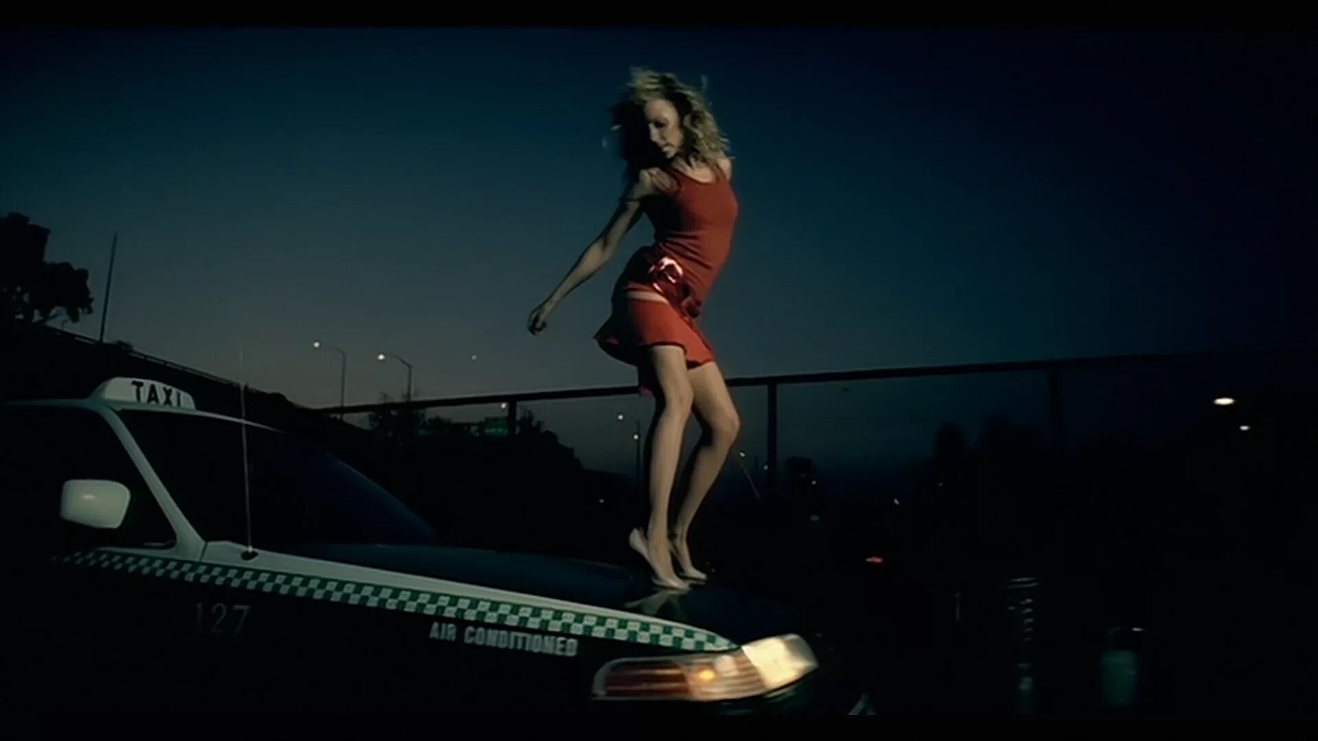 Kylie Minogue Red blooded. Музыка клипы девочка