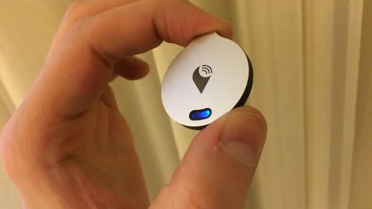 Включи мини истории. Stickr TRACKR. TRACKR. Bluetooth отслеживание паллет.