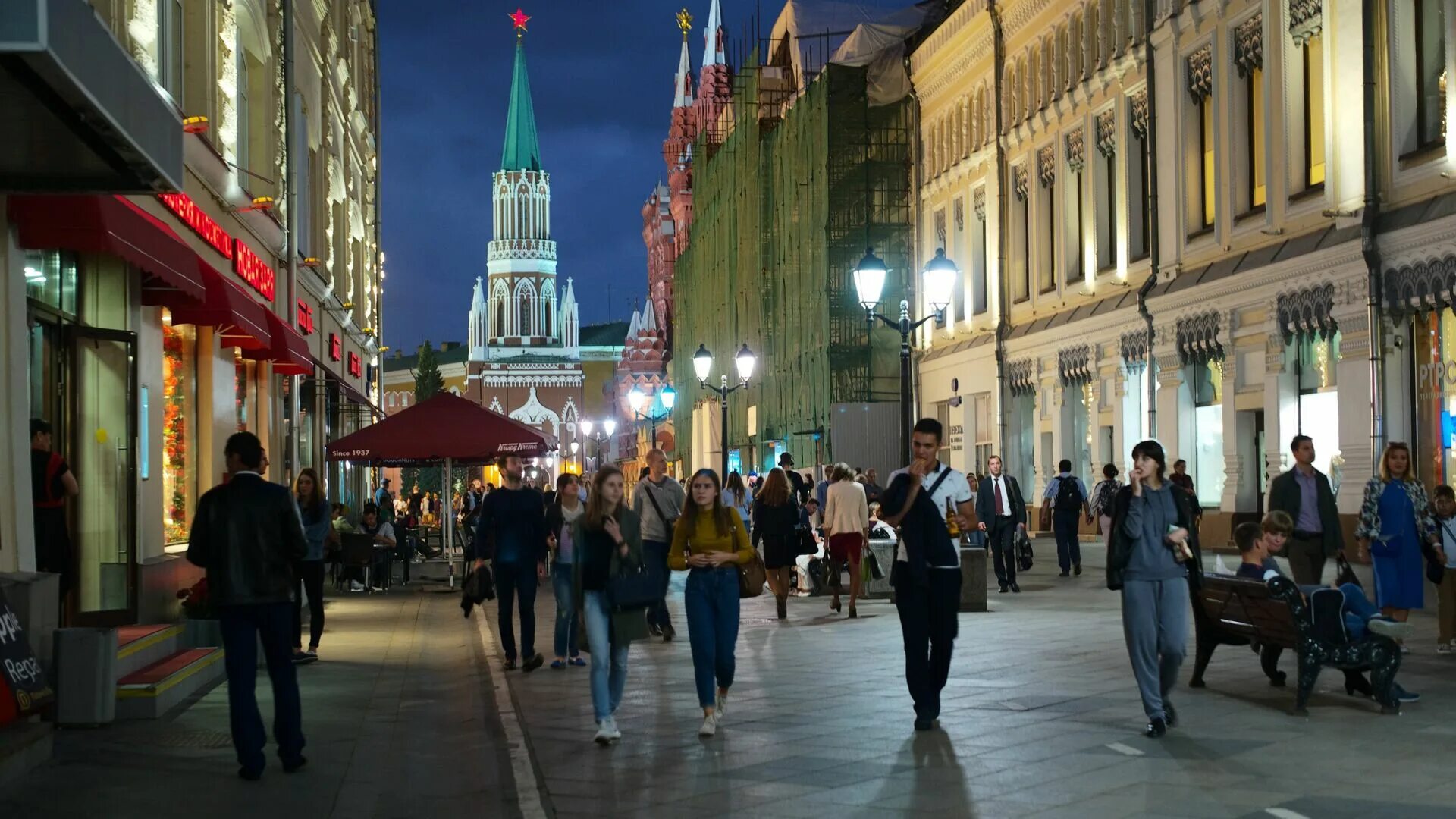 Универсальный инструмент для помощи москвичам