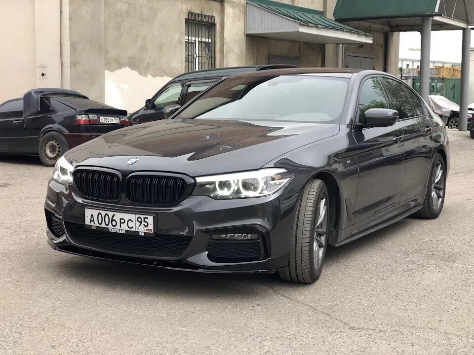 Бмв g30 тонированная. G30 g20636. Bmw 5 530d g30. Bmw g30 drive2. Бмв 530 g 030 зимой.