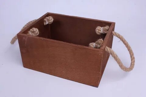 Коробку веревкой