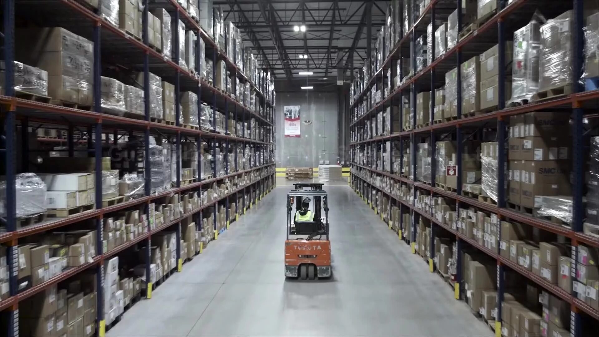 Выход со склада. Выход со склада. Разметка производственных помещений. Хранение на складе. Axelot wms x5 на складе.