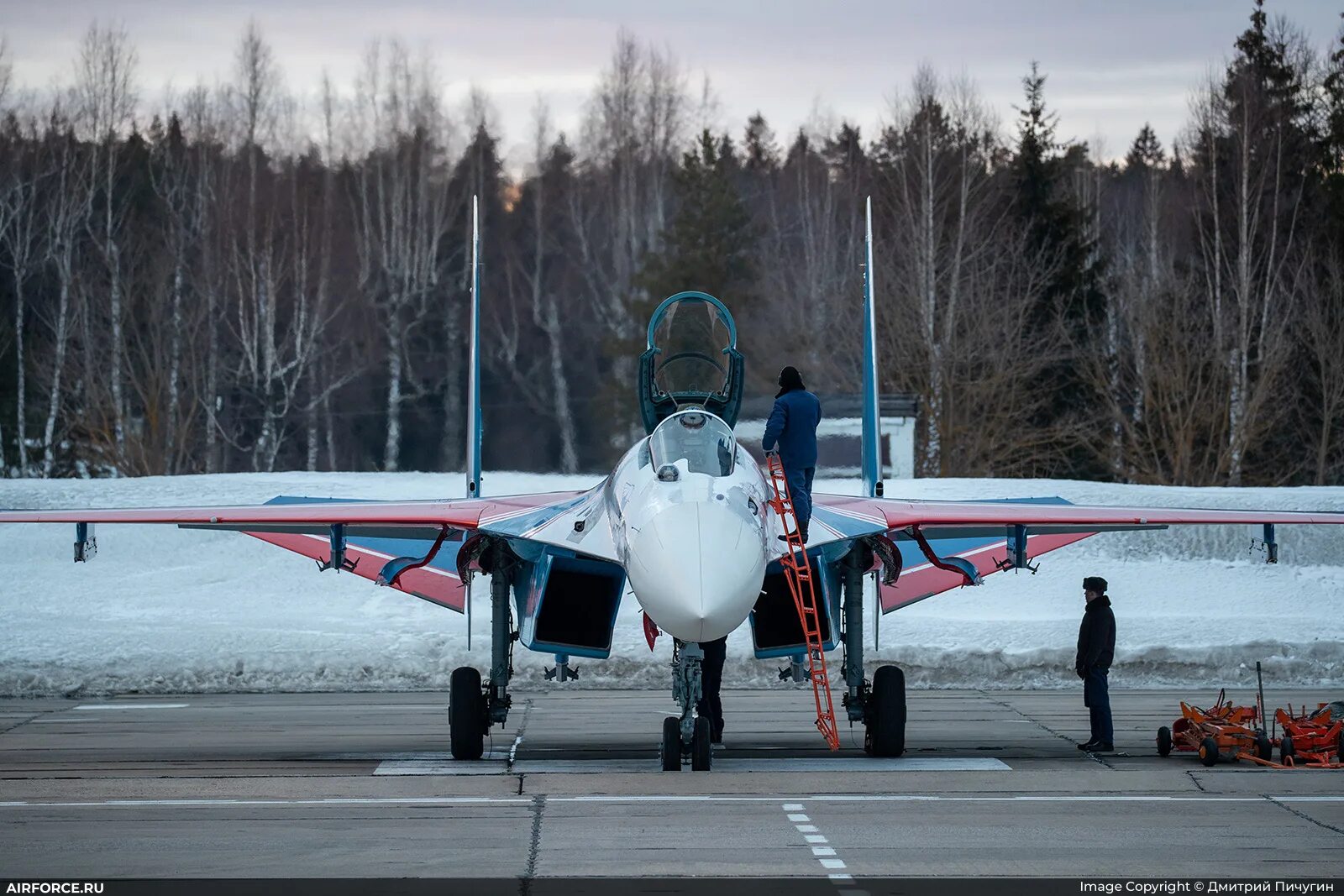 су-30см кубинка борт 53. погода в кубинке на неделю. погода в кубинке на две недели. форека погода. воробьев кубинка.