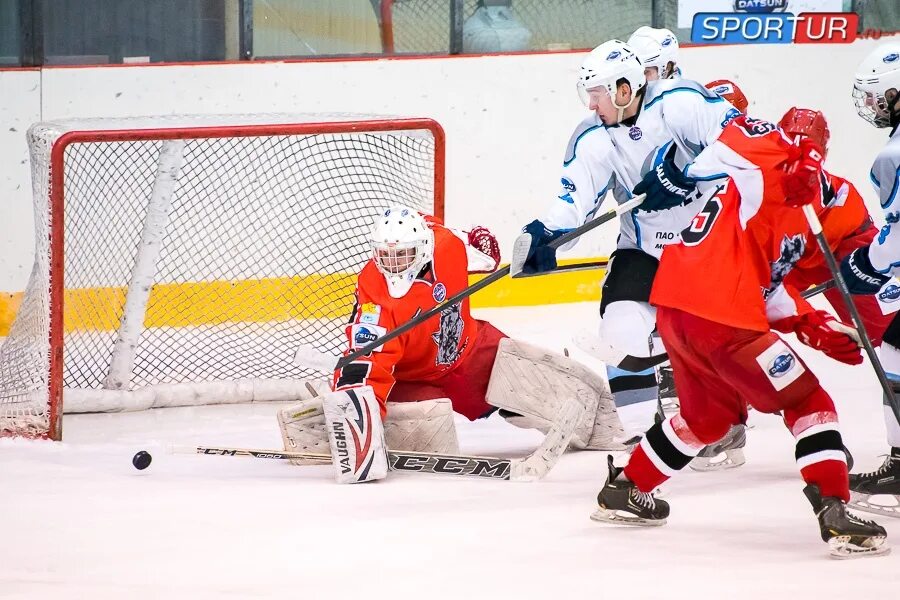 Хк прогресс. Нмхл прогресс глазов хоккей. Лдс глазов арена. Хк прогресс. Хоккейный клуб прогресс глазов.