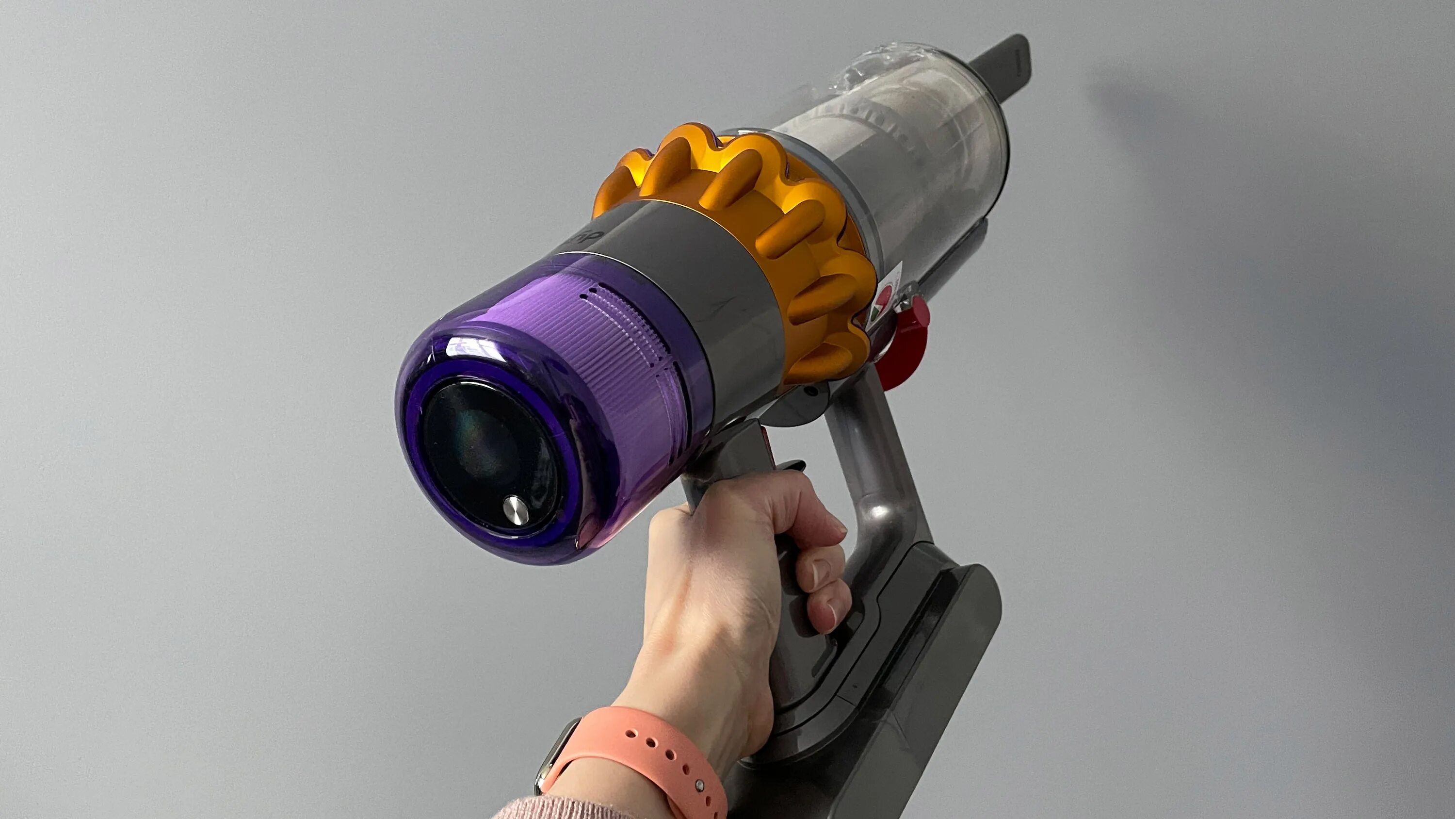 Dyson пылесос v15 absolute. Dyson v15 detect absolute extra. dyson supersonic. дайсон в 15 комплект. очистить воздуха в квартире dyson v11.
