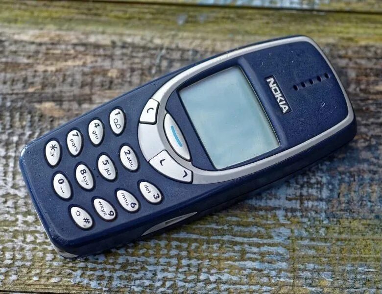 Сотовый телефон 2000. Nokia 3310. Nokia 3310 смартфон. Nokia 3310 2000. Nokia 3310 1998.