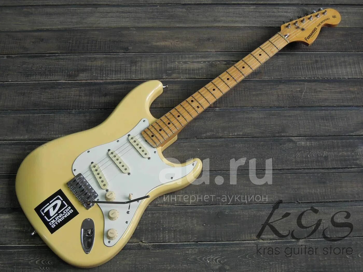 Электрогитара fernandes. Fernandes the Revival RST-40 Stratocaster. Гитара Фернандес стратокастер. Электрогитара Фернандес стратокастер. Fernandes специальный выпуск se-40 Stratocaster.