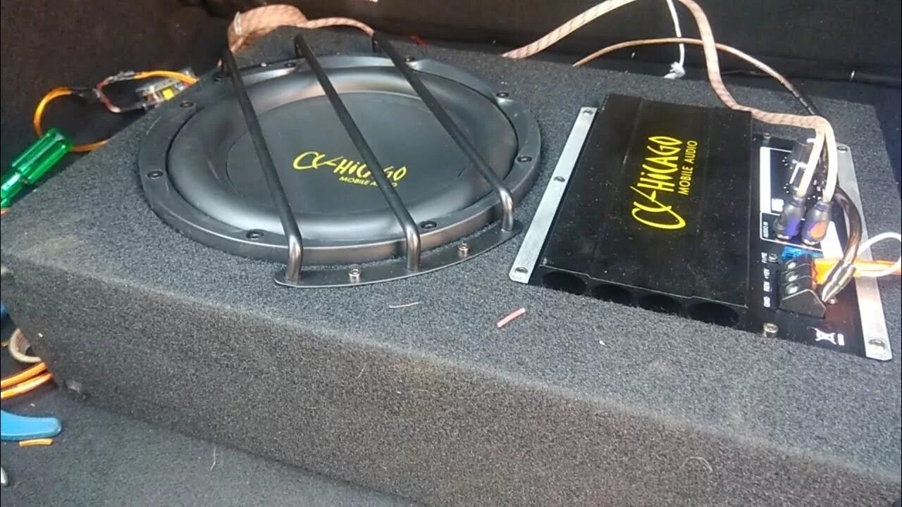 Сабвуфер Seat Sound. JBL 1300w сабвуфер. Сабвуфер AMC sub 2. Seated Subwoofer Design.