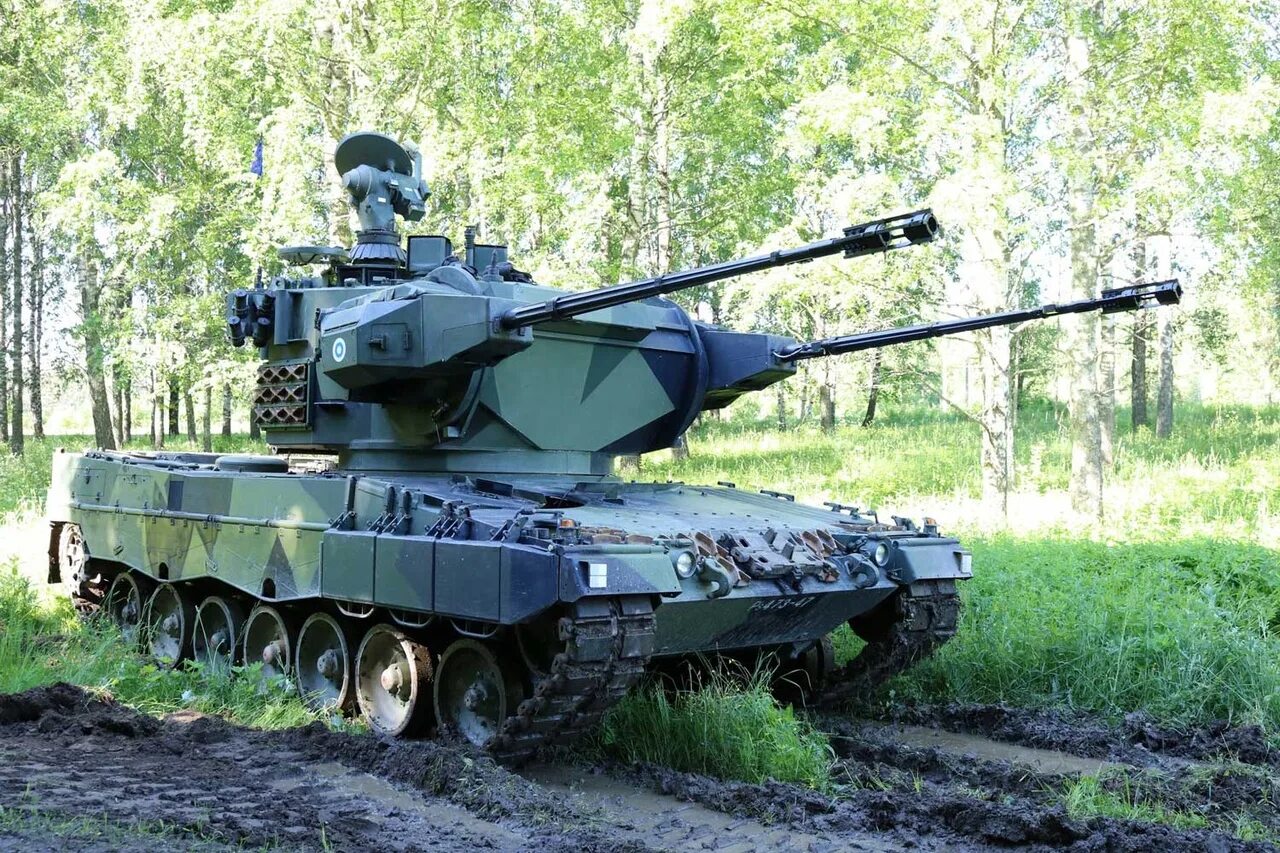 Финское пво. ЗСУ марксман. ЗСУ ITPSV 90. Leopard 2 Marksman. ITPSV 90 Marksman Финляндия.