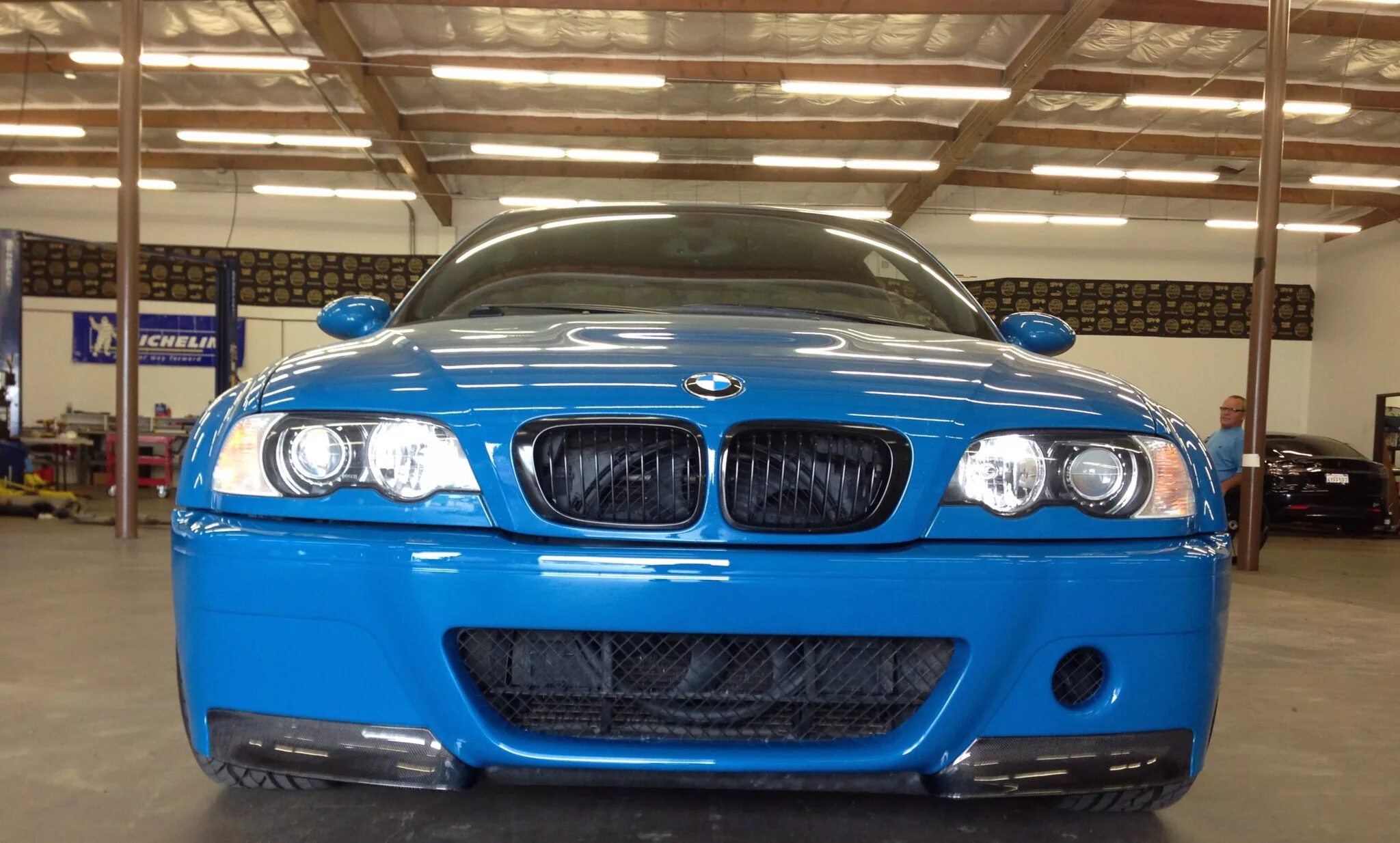 Бампер передний е46. BMW m3 e46 CSL. BMW e46 CSL. BMW m3 e46 Front. CSL бампер BMW e46.