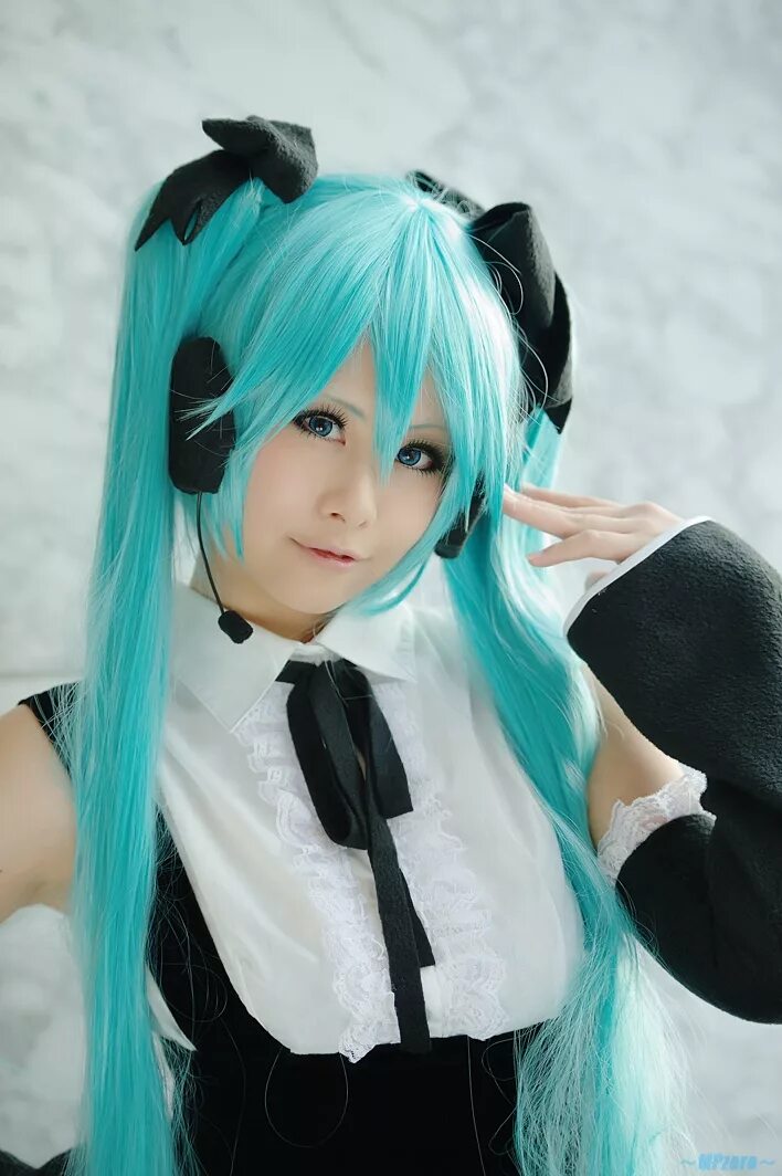 Мике косплей. Хатсуне Мику косплей. Мика косплей. Косплееры Мику. Hatsune Miku косплей.