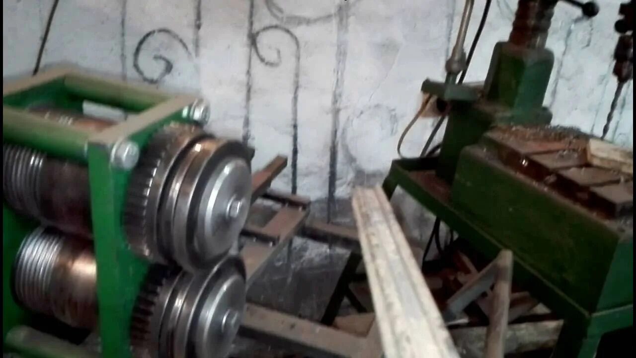 Усиление трубы холодная ковка. Блок кузнечный гусиная лапка. электропривод для станка усиления профтрубы. блок усиления профильной трубы. блок усиления профильной трубы для холодной ковки.