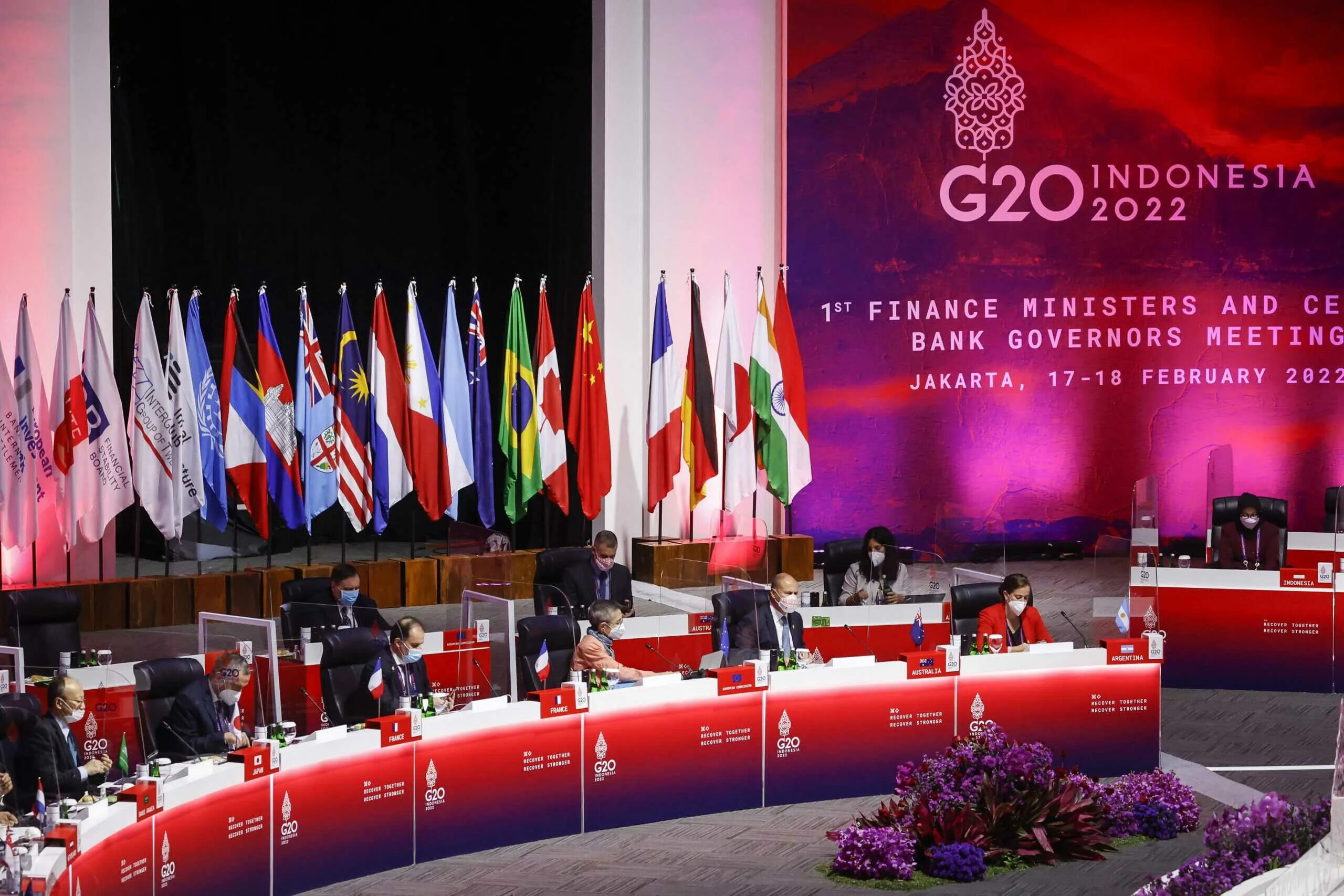 Саммит большой двадцатки где. Summit g20 2022. Саммит g-20 на Бали (2022). G20 Индонезия 2022. Саммит g20 на Бали.