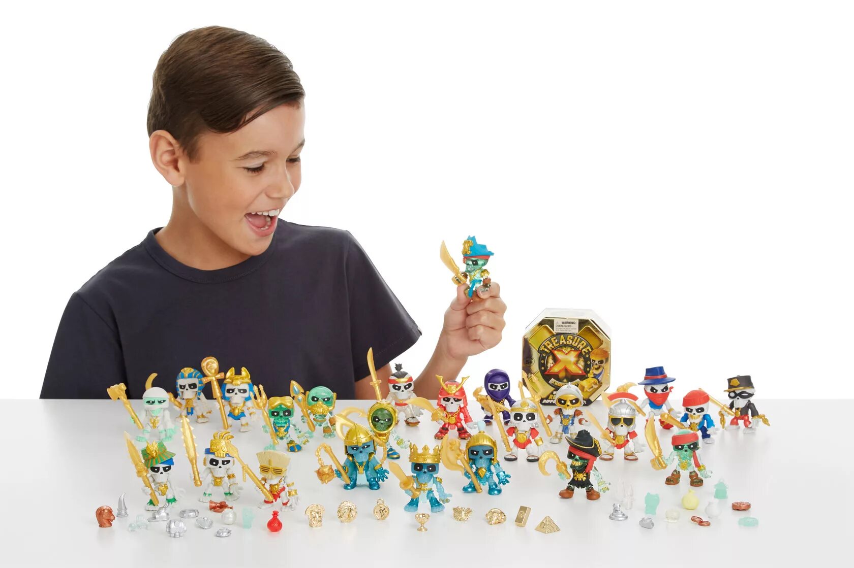 Включи игрушки там. Игровой набор Treasure x10. Фигурки Трежер Икс. Коллекция игрушек. Игрушки для детей 10 лет.