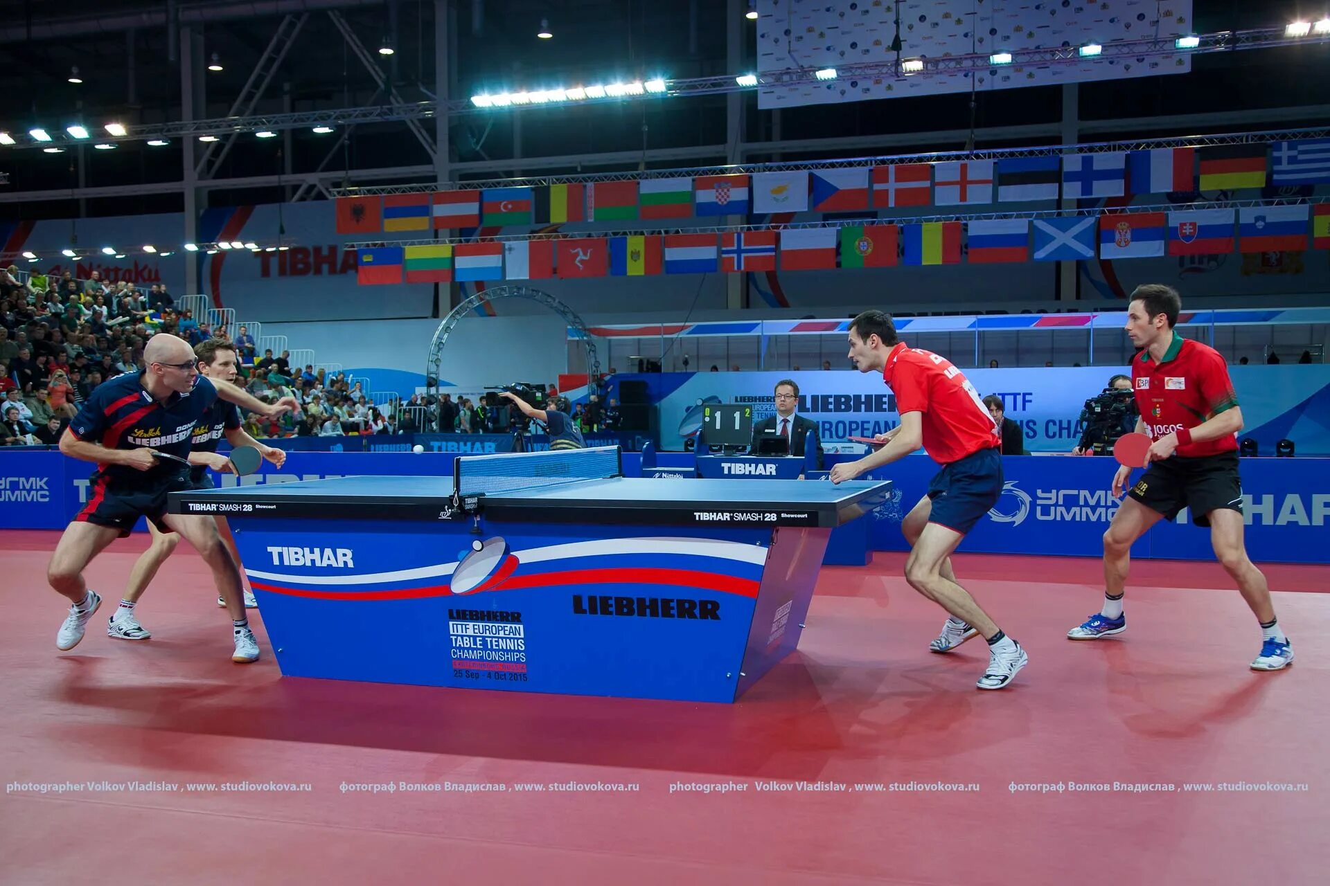 Настольный теннис свердловская. Чемпионат Европы по теннису Екатеринбург. Чемпионат Европы по настольному теннису Екатеринбург 2015. Пинг-понг Екатеринбург. Богатырев настольный теннис ЕКБ 2009-2010 гг.