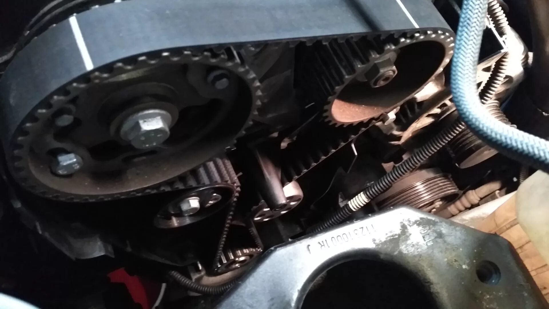 Грм лагуна. Метки грм к9к780 рено лагуна. 8 8 клапанов. Рено сценик метки грм 2. 8 бензин.