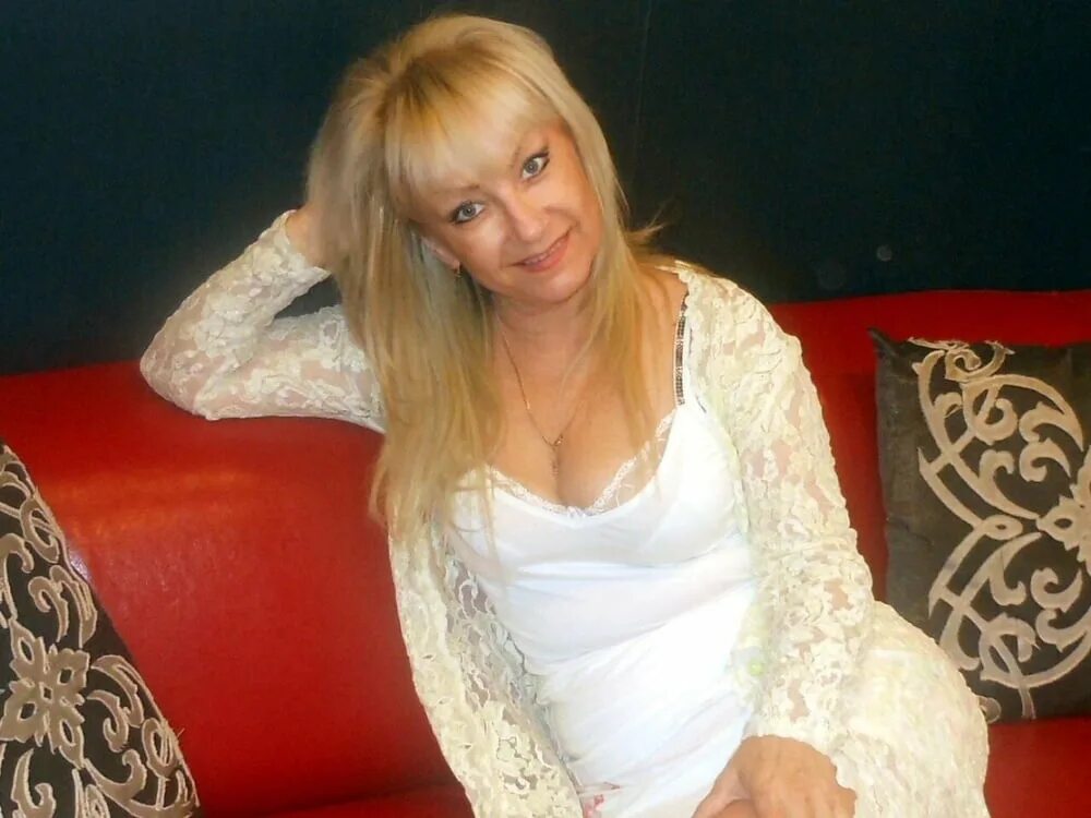 женщины города кириши