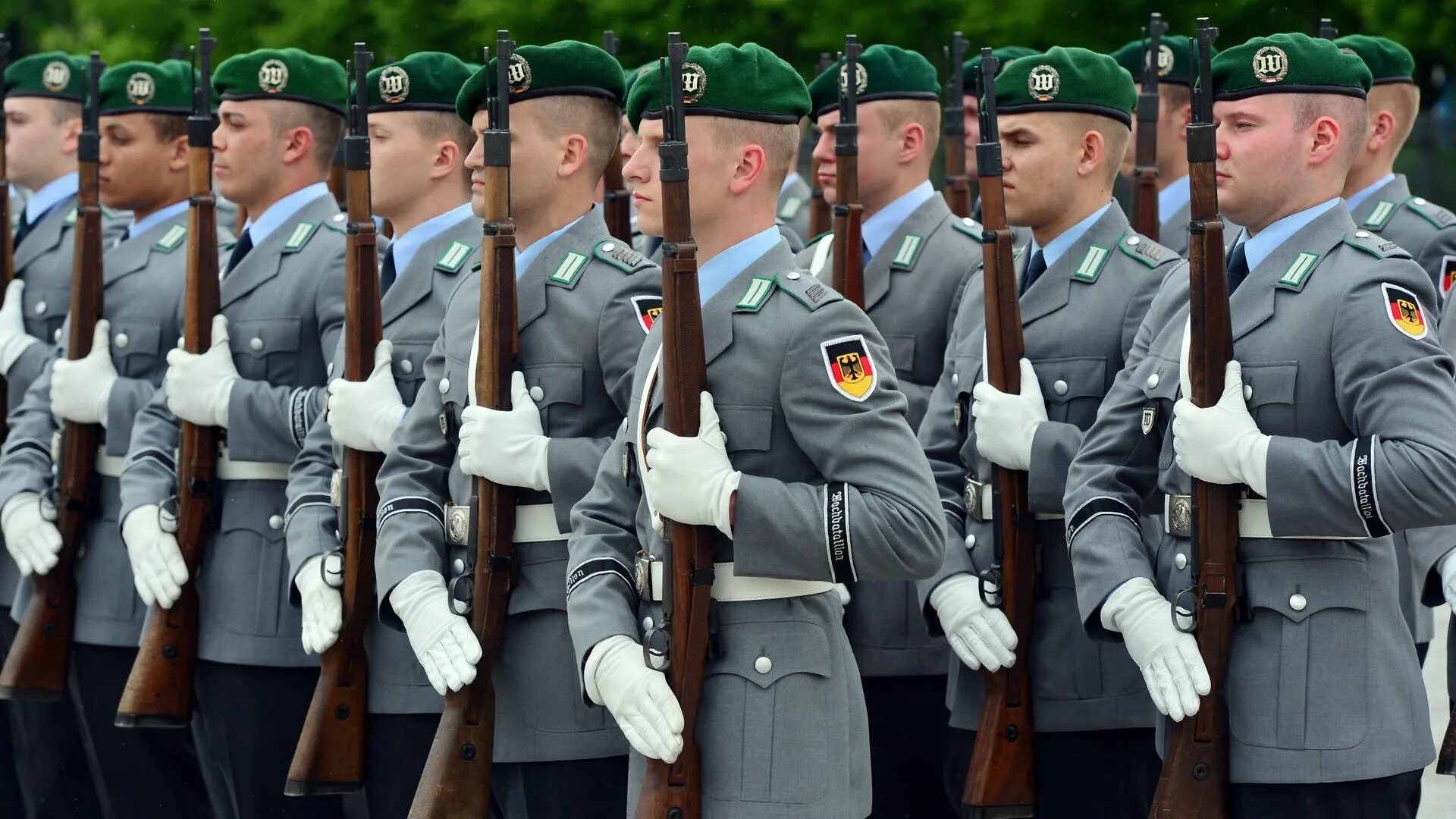 Военные германии. Bundeswehr Honor Guard. Bundeswehr Honor Guard Cold War.