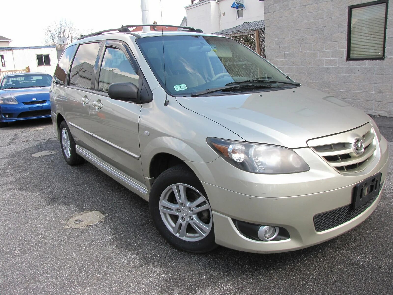 Мазда мпв купить б у. Mazda MPV 2004. Mazda MPV 2002. Mazda MPV 2002 Рестайлинг. Mazda MPV 2.3.