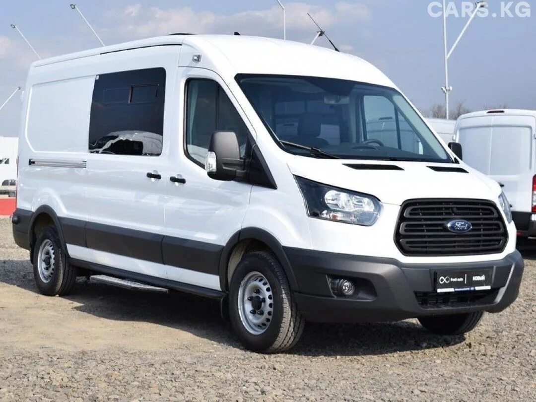 Ford Transit 7. Ford Transit 7 поколение. Ford Transit 8. Форд Транзит 7 мест.