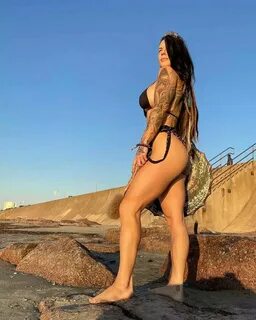 Celeste Bonin Feet. 