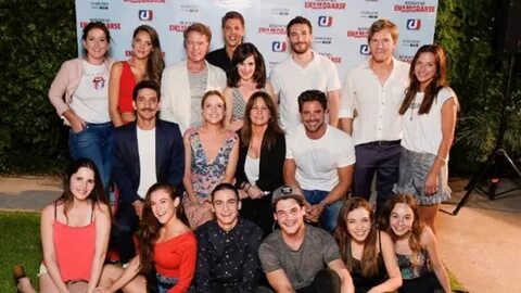 /elenco+de+raymond+y+sus+amigos