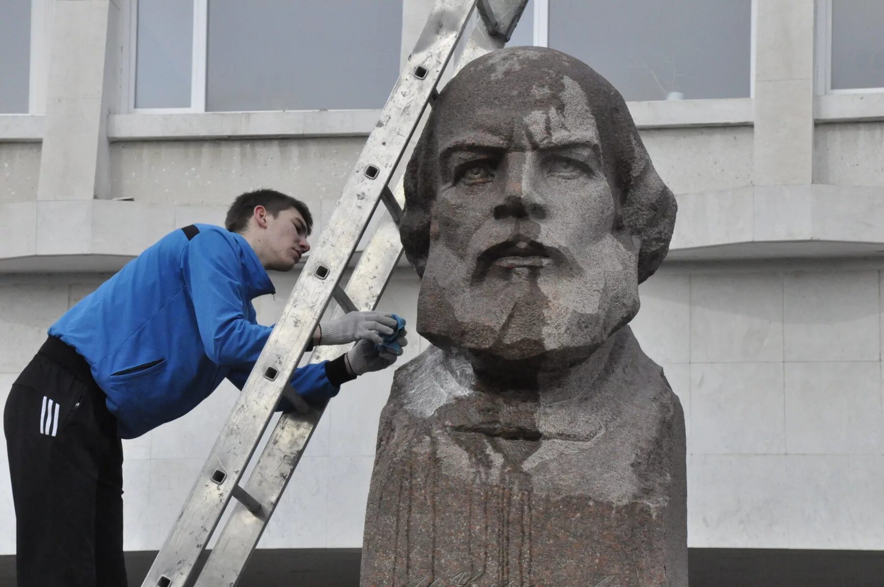 Что сделать для сохранения памятников культуры. Реконструкция памятника. Защита памятников культуры. Сохранение памятников культуры. Восстановление памятников культуры.