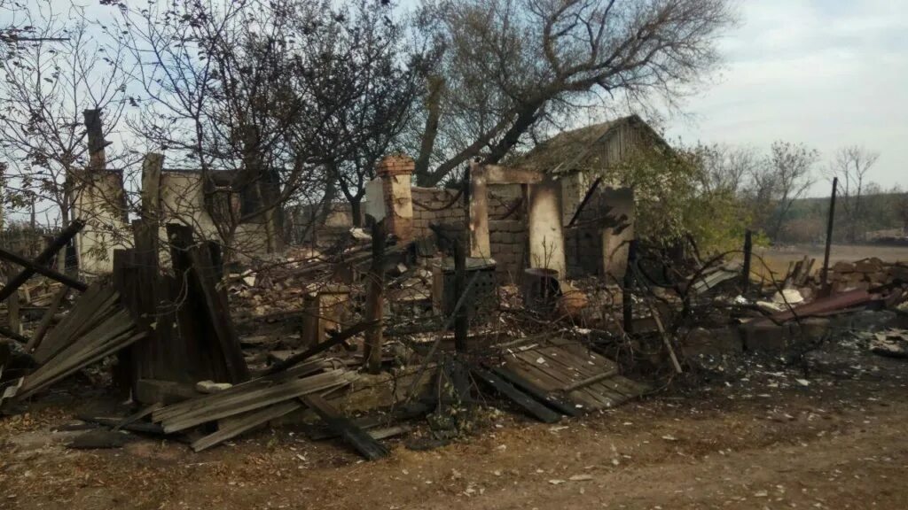 Красный Луч (Славяносербский район). Грушевое Луганская область. Шахта 152 красный Луч. Тоже сгорела