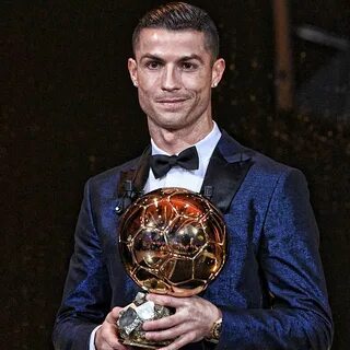 Роналду золотые мечи