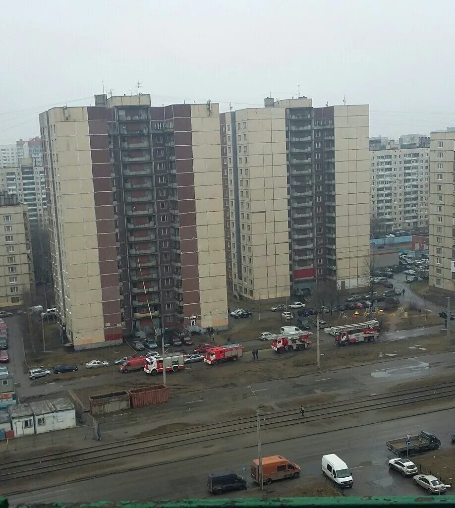 Подъехать вплотную