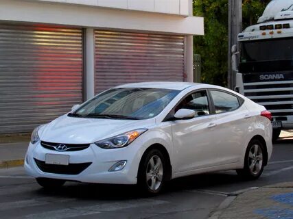 Hyundai elantra 1 6