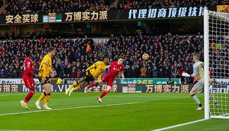 Вратарь цска футбол до акинфеева. Матч воспользоваться. Матч воспользоваться. Сычев амкал. Футбол матч.