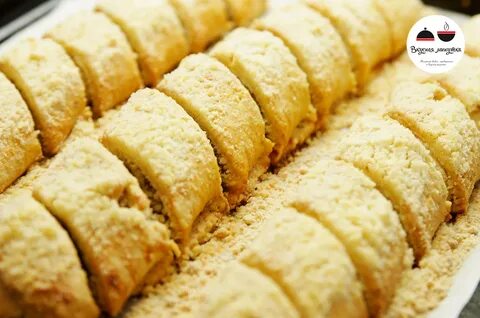 Слоеные печенья с орехами