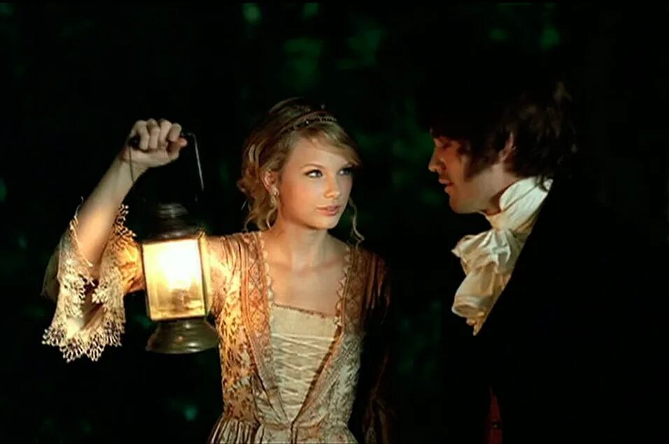 Story swift. Taylor swift love story. тейлор свифт лав стори. тейлор свифт love story обложка. taylor swift - love story обложка.