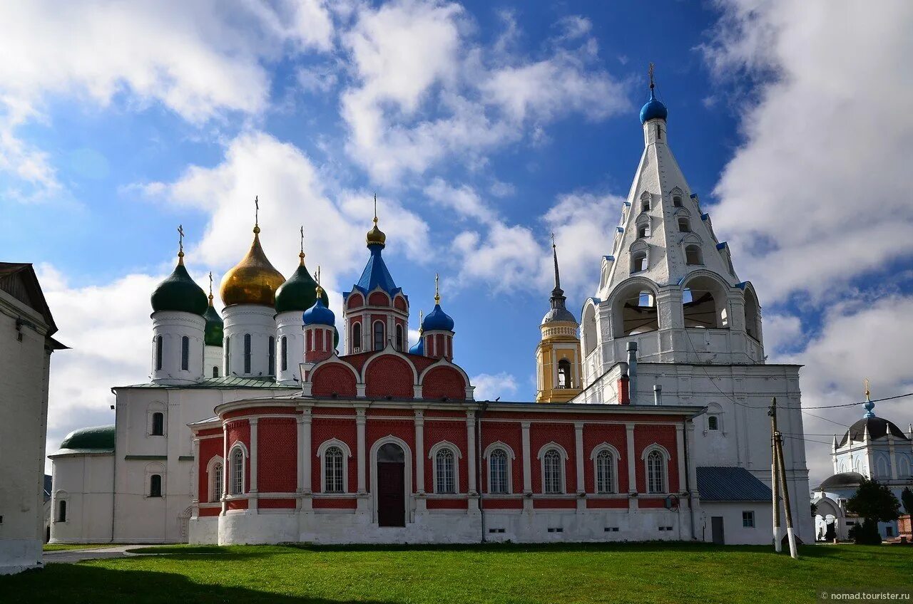 Коломна московская область сайт. Коломенский Кремль Московская область. Коломенский Кремль достопримечательности. Коломна Кремль Соборная площадь. Коломенский Кремль музей.