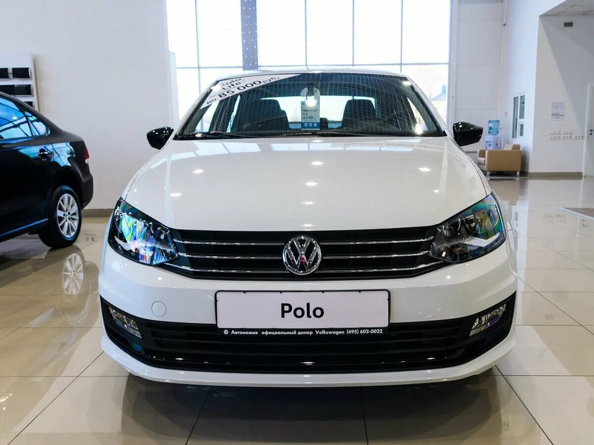 Купить фольксваген поло дилер. Новый Фольксваген поло седан 2018. Volkswagen Polo 2018 седан. Volkswagen Polo sedan 2018. Фольксваген поло новый белый.