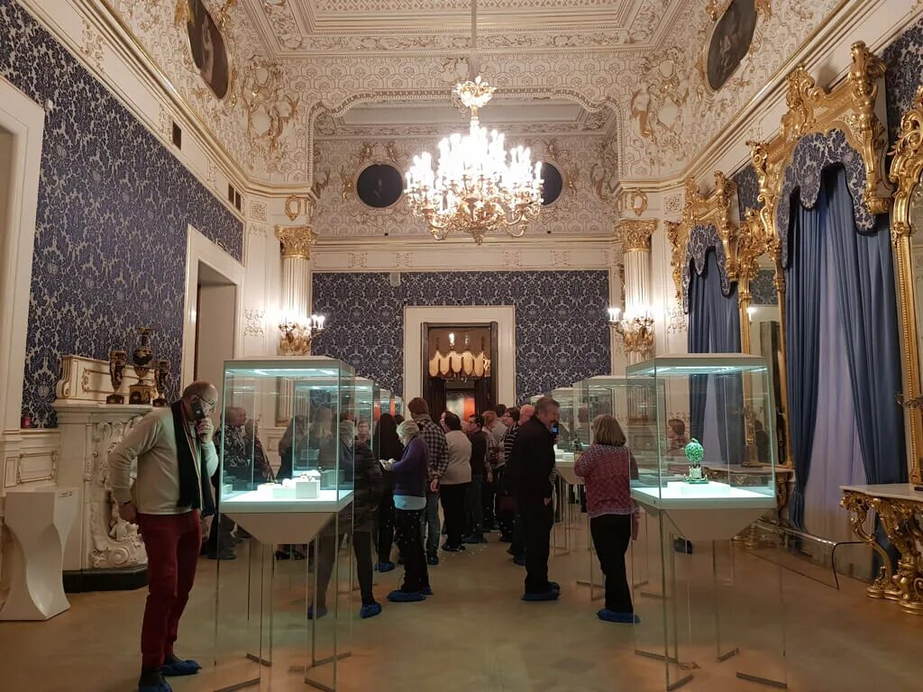 Сарапул дача башенина торжественный зал. Музей башенина художественно-выставочный комплекс. Экскурсия в аграрный колледж бугульма. Быт татарского народа презентация. Галерея кунстхалле в гамбурге.