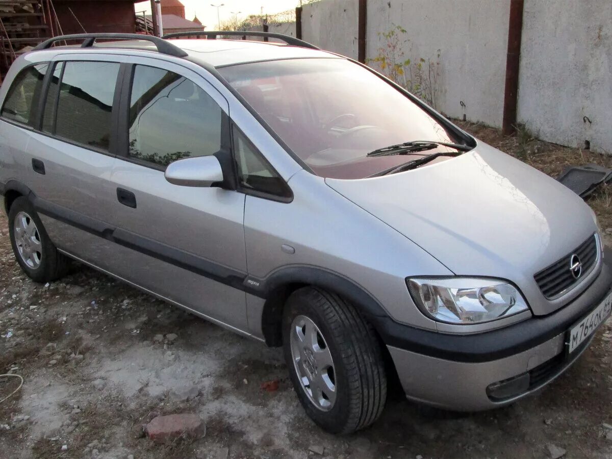 Купить опель 2000 года. Опель Зафира 2000. Опель Зафира 2000г. Opel Zafira 2000 года. Опель Зафира 2000 года.